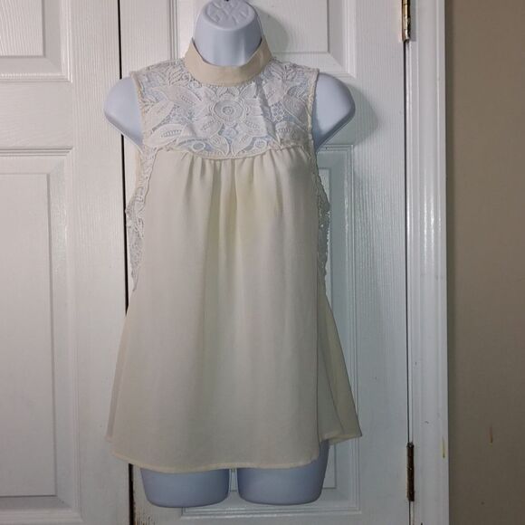 She + Sky ivory with white lace open back blouse Sz S - Picture 1 of 8